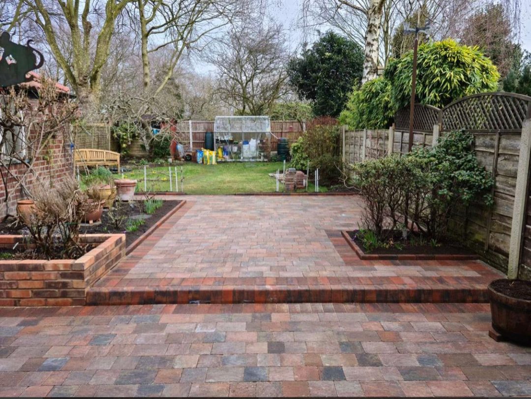Garden patio laid by Lymm Driveways